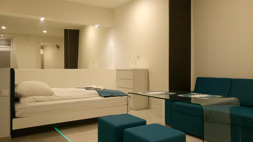 Mirror Apartments Krakov Pokoj fotografie